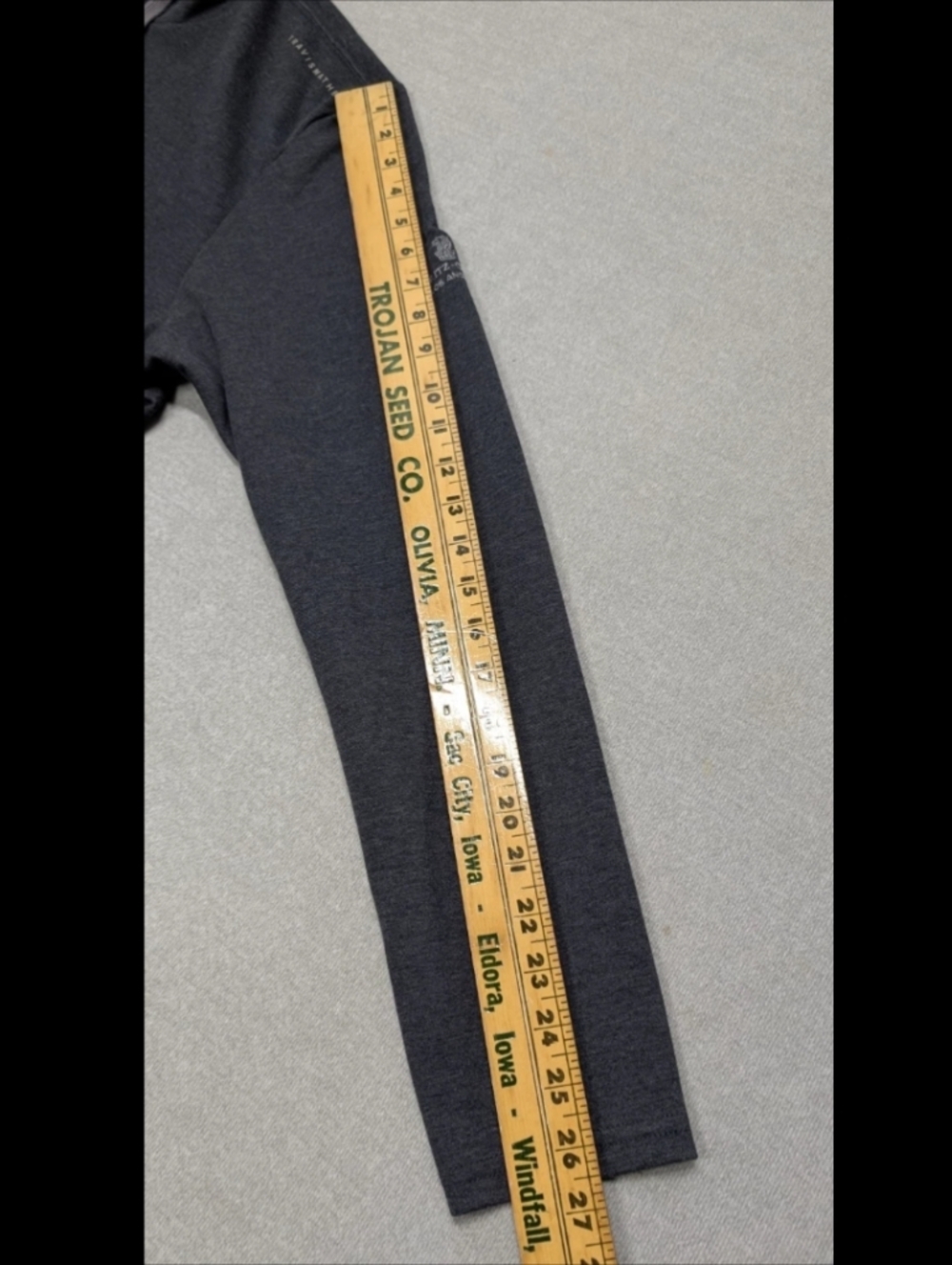 TravisMathew ร Ritz-Carlton Los Angeles Pullover Hoodie โ Men's XL - Picture 10 of 10